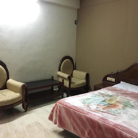 Hotel Royal Wings Nedumbassery Ngoại thất bức ảnh
