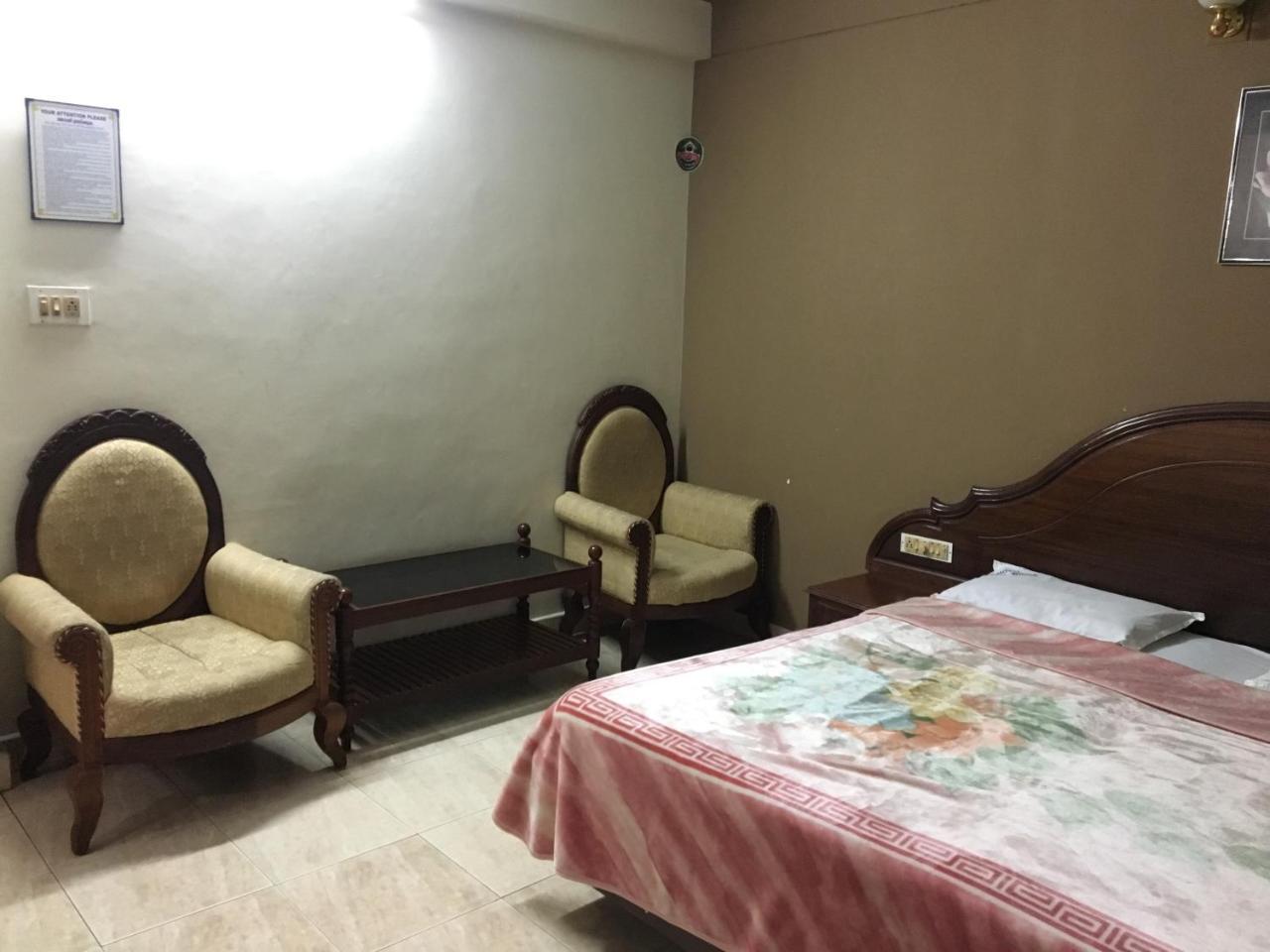 Hotel Royal Wings Nedumbassery Ngoại thất bức ảnh